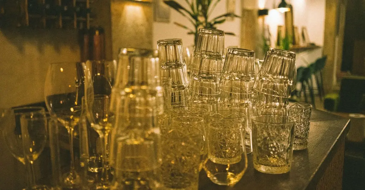 L'Art de Déguster les Liqueurs : Techniques et Secrets