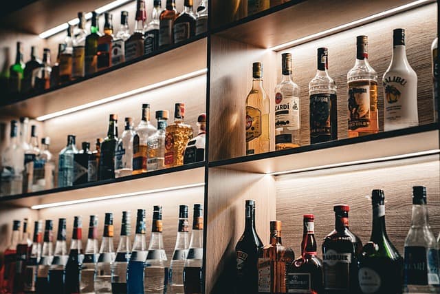 Comment Organiser une Dégustation de Liqueurs Réussie