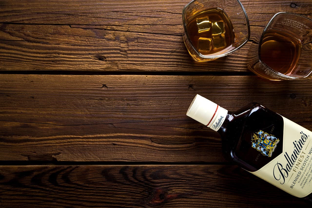 Les Secrets de la Dégustation des Liqueurs Artisanales