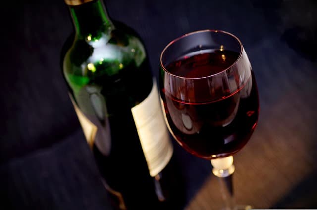Les Meilleures Techniques pour Déguster les Liqueurs Comme un Pro