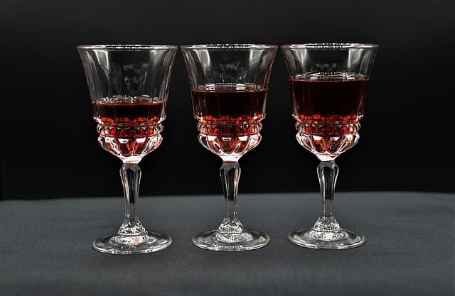 Comment Accorder vos Liqueurs avec les Mets Succulents